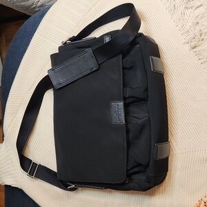 Banana Republic black canvas messenger laptop bag